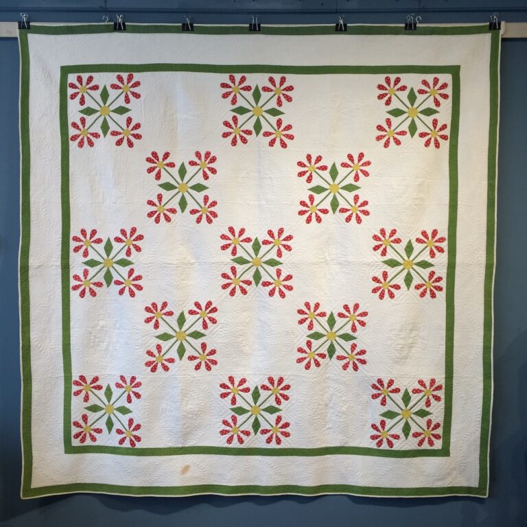Antique Mexican Rose pattern quilt