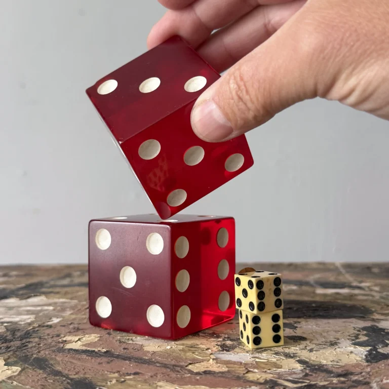 Oversized bakelite dice in cherry red