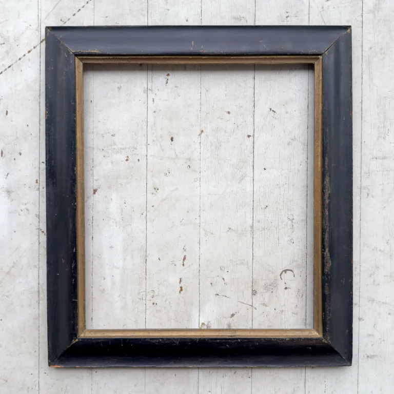 reverse profile picture frame