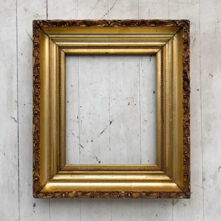 Deep gilt picture frame